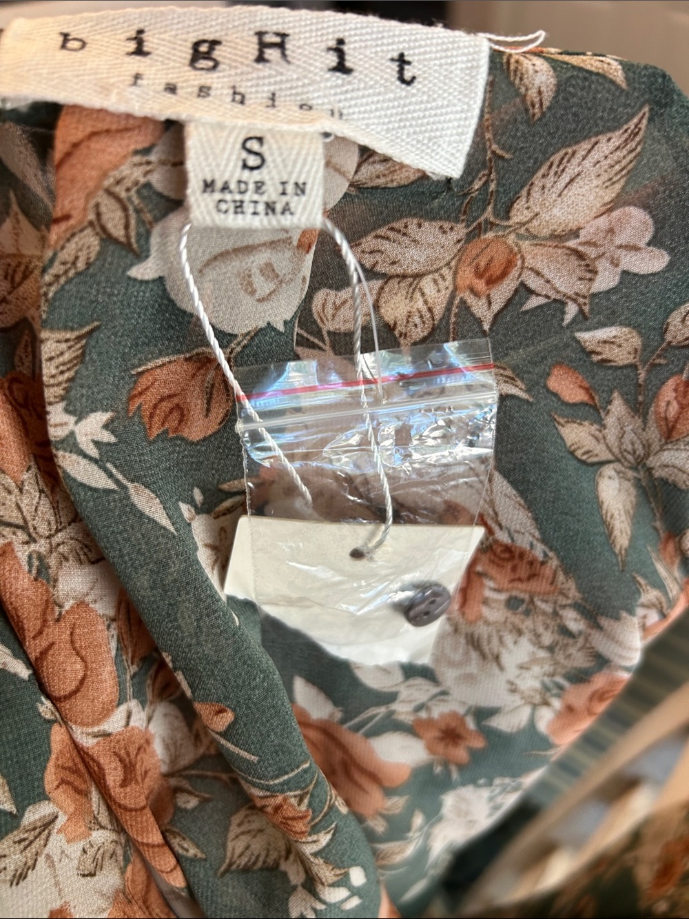 Floral Long-Sleeve Maxi Dress in Olive and Rust - Picture 4 of 6